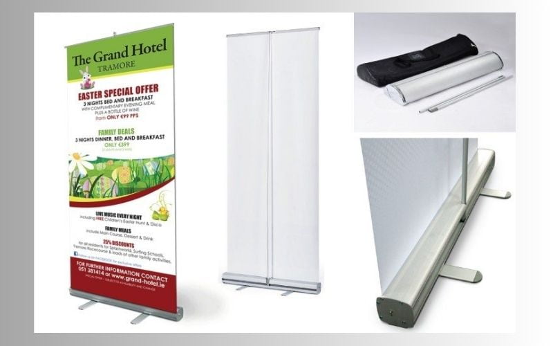 Standee chân cuộn